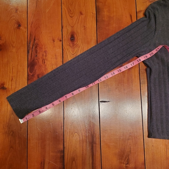 Women's/Juniors dark green ribbed sweater - Picture 2 of 8